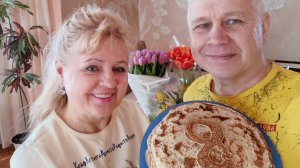 Всех с праздником весны!!! Давняя традиция нашей семьи - супруг печет блины каждое 8 марта!!!