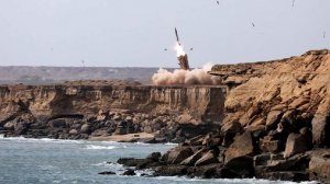 КСИР сообщил о ракетной атаке на военные базы США