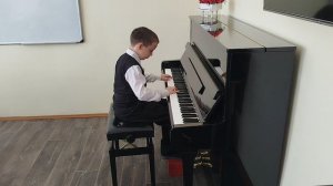 Кравцев Максим 1 кл, 8 лет Л. Шитте "Танец гномов" .mp4