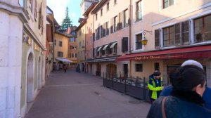 Анси во Франции - прогулка по старому городу и набережной озера