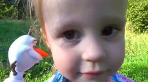 Настя спасает принцессу Эльзу и заводит новых друзей [get.gt]