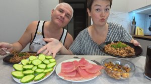 Мукбанг жизненный путь каждый выбирает САМ! СТАТУС с возрастом должен РАСТИ?! Болталка семейный ужин