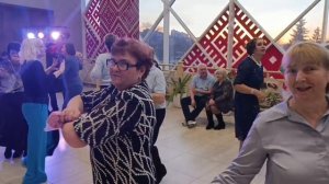 8 марта.Вдоль по улице....