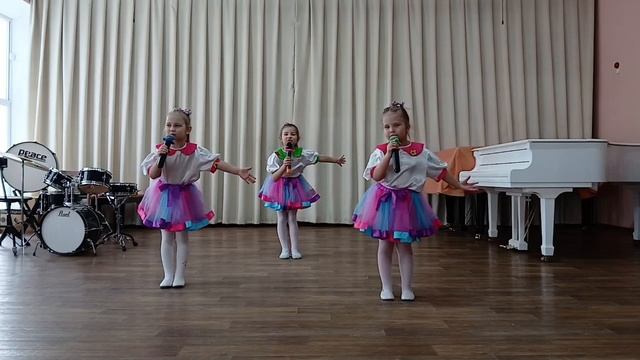 Ансамбль "Карамельки" - О.Ольхова "Здравствуй, счастье" - Серов