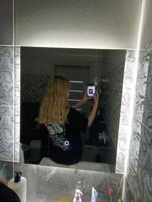 красимся и поём