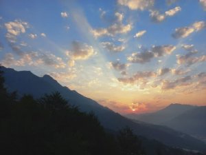 "Размышление на закате" (стихи Зинаиды Миркиной и музыка Массне)