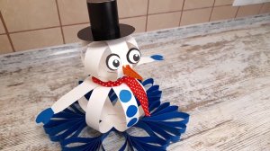 Лёгкие поделки на Новый Год. Очень легко и красиво. Новогодние поделки. Снеговик своими руками☃️