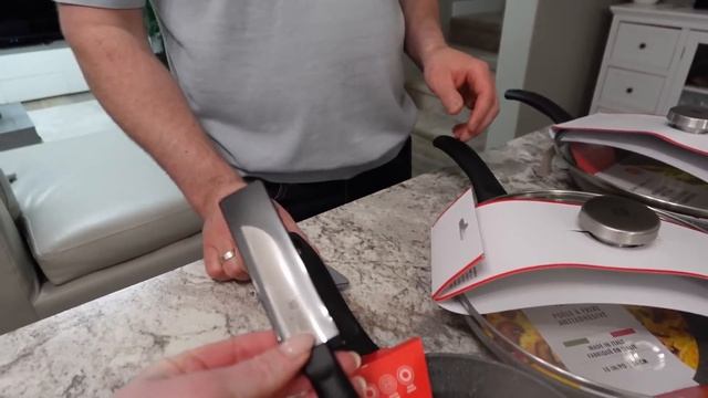 ОБНОВИЛИ КУХНЮ! 🍳 Распаковка премиальной посуды Zwilling ((Happy Family In CANADA)