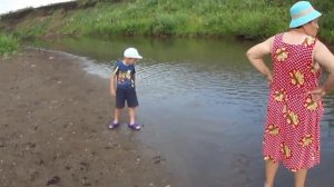 Бабка зажегает на речке,мастер класса,девчонки отдыхают!Танцевальные песни,весёлые 🕺💃 танцы! Юмор!