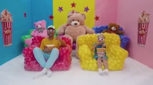 Влад и Ники не открывай дверь незнакомцам