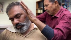 Интенсивный Асмр-массаж головы от индийского уличного парикмахера Прадипа! Резкий  звук