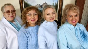 Как подруги- поэтессы встретились перед 8 марта...