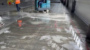 Шлифуем и полируем бетонные полы