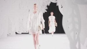 Показ женской коллекции Munthe весна-лето 2025