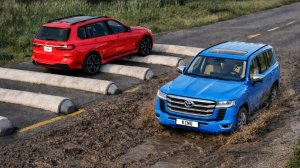 Машинки летают и прыгают! Развивающие мультики Машины помощники. Мультфильмы про машинки