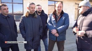 Муслим Телякавов проконтролировал ход строительства спортобъектов в Ботлихском районе