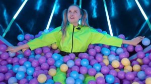 Алиса Шоу - Парк развлечений Луномосик(1080P_60FPS)