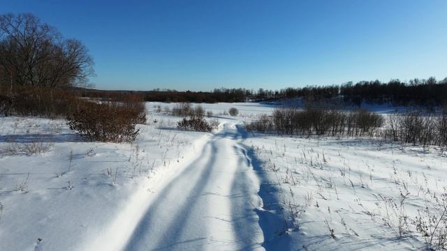 По над снежными дорогами DJI Neo 2