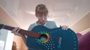 Учись играть на гитаре