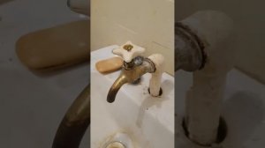 20260219 Старые латунный кран и муфта угловая вместе Кран букса керамик шаровый вентиль преимущества