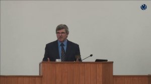 И вот - навстречу к нему женщина, в наряде блудницы, с коварным сердцем