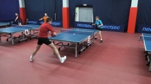 I ф. Юрзин Н. (429) - Казачек Г. (613) 04 07.03 настольный теннис Любительский турнир СПб