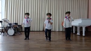 Ансамбль "Бравые солдаты" - Е.Обухова "Мы будем солдатами тоже" - Серов