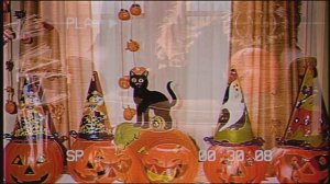 𝚙𝚘𝚟： 𝚒𝚝'𝚜 𝙷𝚊𝚕𝚕𝚘𝚠𝚎𝚎𝚗 𝚒𝚗 𝟷𝟿𝟾𝟸 ⧸⧸ calm vaporwave ~ spooky nostalgic mix-(1080p24)