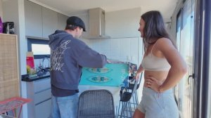 КАК ВЫЖИВАЕТ РУССКОЯЗЫЧНАЯ МОЛОДЕЖЬ В ЛАТИНСКОЙ АМЕРИКЕ. Теперь у меня есть девушка