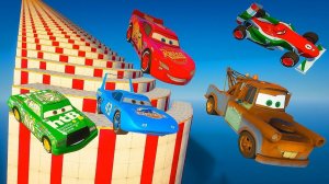 МУЛЬТИКИ ПРО МАШИНКИ 🚗 МОЛНИЯ МАКВИН И АПОКАЛИПСИС СКОРОСТИ. ВСЕ ГОНЩИКИ НА ОДНОЙ ТРАССЕ ПРИСТОНА