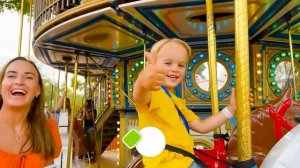 Ники и Крис учатся вместе играть и готовить для мамы