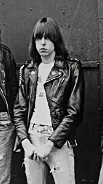 Ramones (1977-2025)