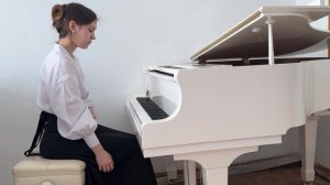 Науменко София