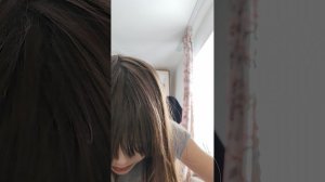 Рисуем каток и коньки на фигуристке с Анжеликой