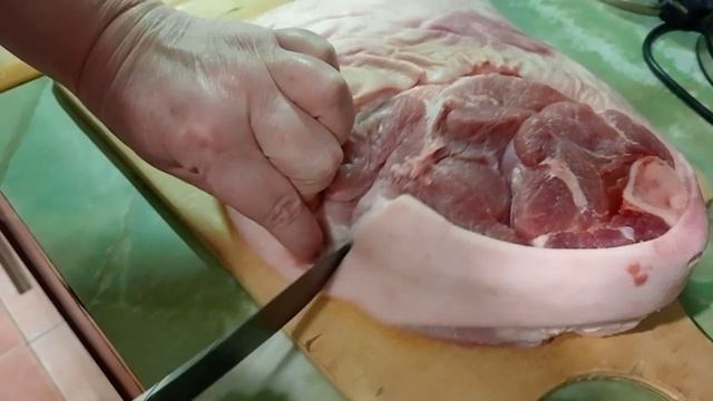 МЯСО ИЗ СВЕТОФОРА.КУПИЛА МОЛОДУЮ СВИНИНУ В СВЕТОФОРЕ, ПОНРАВИЛОСЬ!
