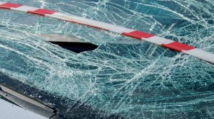 Мужчина пострадал при ударе дрона по автомобилю в Брянской области