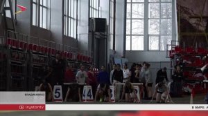 В манеже прошли соревнования, посвященные тренерам по легкой атлетике