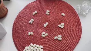 Будет ли он сокращать расстояние между вами? Гадание на бобах. Кумалак ашу