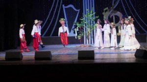 На Купала нiчка мала