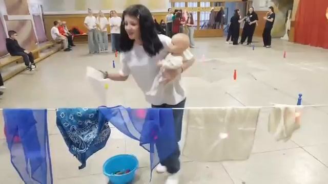 Конкурсная программа "А ну-ка, девушки" для 8-11классов