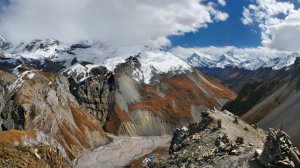Пробки на вершине мира: Непал хочет закрыть Эверест для неопытных альпинистов