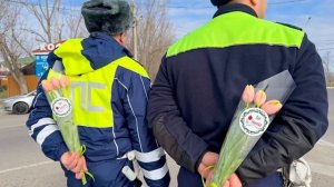 🚨 Госавтоинспекция города Анапы поздравляет всех женщин с Международным женским днём — 8 Марта!