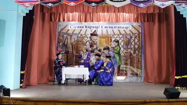 Уртын 40-хи выпускын Сагаалгаанай концерт