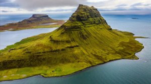 Гора Киркьюфелл - Грюндарфьордюр на западе Исландии 10 марта 2026