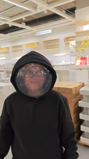 Сын "космонавт". Что придумал в Икеа