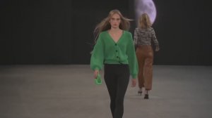 Показ женской коллекции Gestuz весна-лето 2022