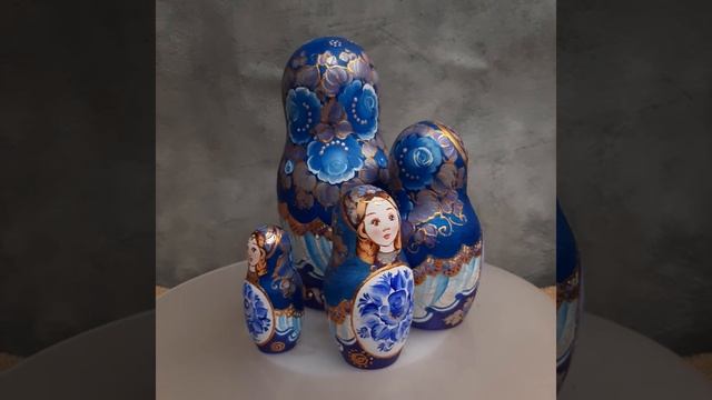 Авторская деревянная матрешка Гжельский узор 5 мест 19 см