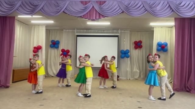 Ансамбль "Задоринки" - "Где живут улыбки" - Краснотурьинск