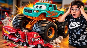 Машинка Монстр-Трак из мультика Тачки на дороге. Прыжок через Маквина - мультики про машинки!