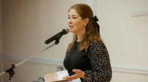 Автор a tempo (М. Знобищева)